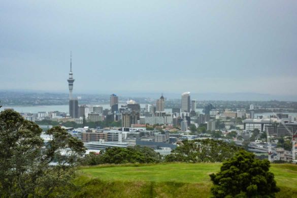 Ausblick über Auckland, aufgenommen auf dem Mount Eden neuseeland nordinsel